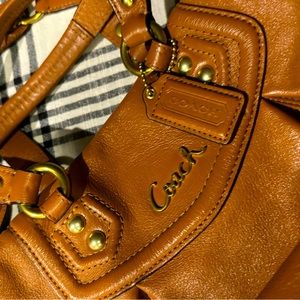 Coach Handbag/Shoulder
